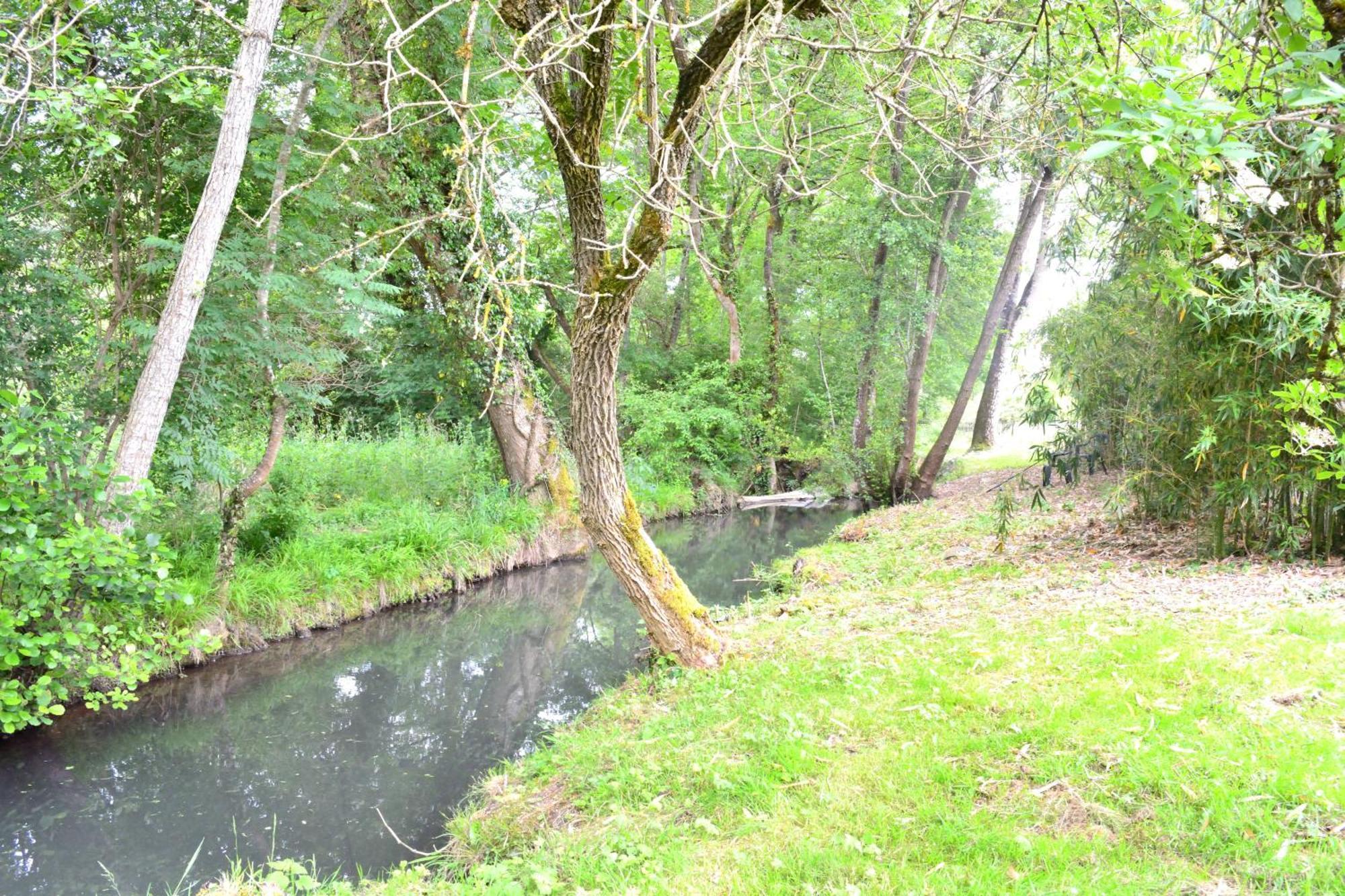 Le Clos Du Verger Villa Maurens  Esterno foto